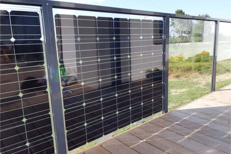 4 Best Vertical Solar Panels for Apartment Railings in 2026