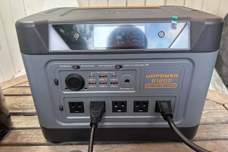 3 Best Plug And Play Battery Stations for Apartments in 2026